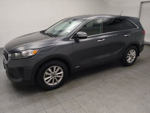 Used 2020 Kia Sorento LX AWD/4WD image 2