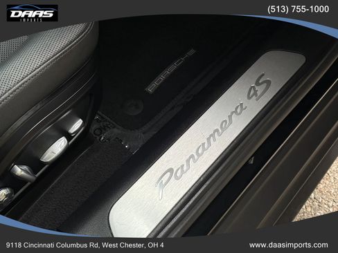 Used 2018 Porsche Panamera 4S AWD/4WD image 55