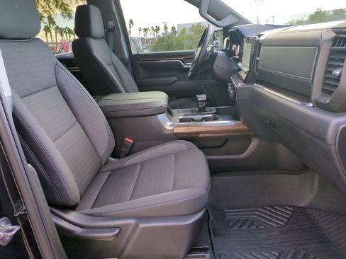 Used 2025 Chevrolet Silverado 1500 LT Trail Boss image 30