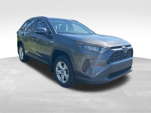 Used 2020 Toyota RAV4 LE w/ All Weather Liner Package AWD/4WD image 7