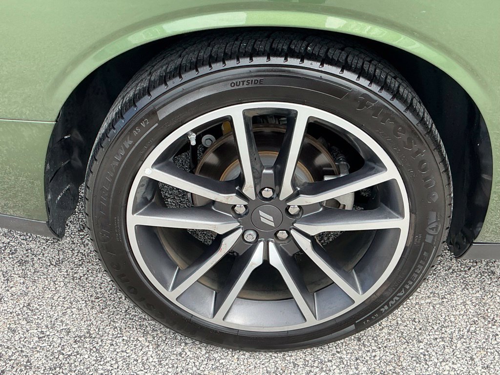 Used 2023 Dodge Challenger R/T RWD image 16