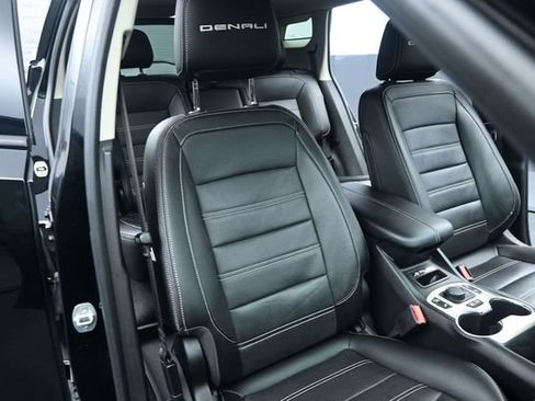 Used 2022 GMC Terrain Denali w/ Denali Premium Package AWD/4WD image 20