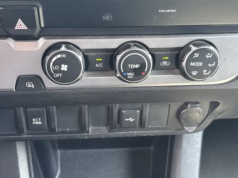 Used 2021 Toyota Tacoma SR w/ SX Package RWD image 12