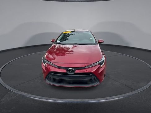 Used 2024 Toyota Corolla LE image 6