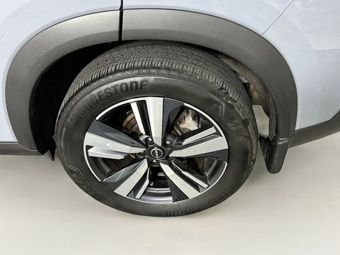 Used 2023 Nissan Rogue SL image 11