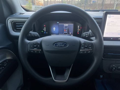 New 2026 Ford Maverick XLT image 9