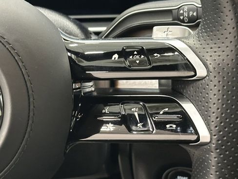 Certified 2025 Mercedes-Benz GLS 450 4MATIC image 29