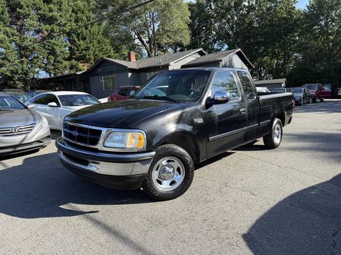 Used 1997 Ford F150 XLT RWD image 1