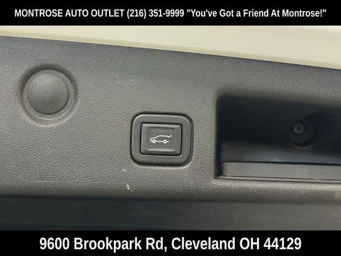 Used 2024 Chevrolet Equinox LT FWD image 40