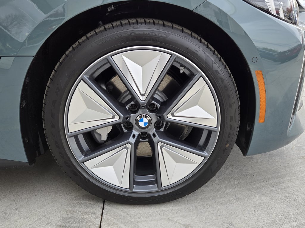 New 2026 BMW i4 xDrive40i w/ Parking Assistance Package AWD/4WD image 11