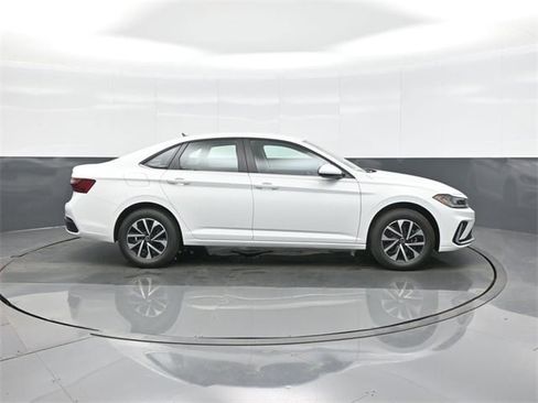 New 2026 Volkswagen Jetta S image 8
