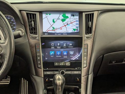 Used 2017 INFINITI Q50 Red Sport 400 image 28