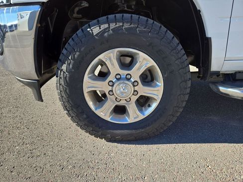 Used 2023 RAM 2500 Big Horn w/ Level 1 Equipment Group image 10