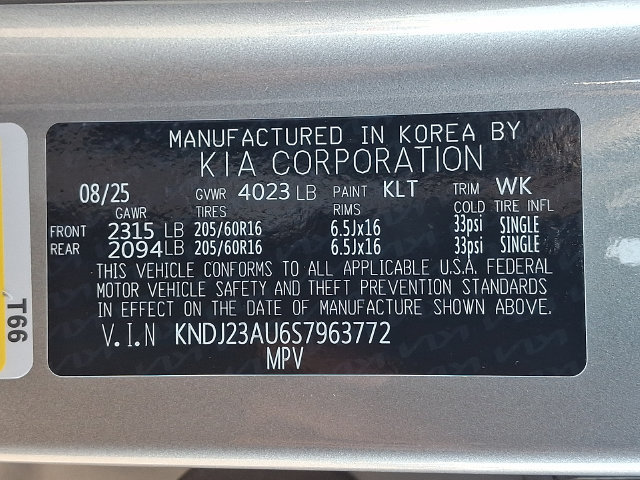 Used 2025 Kia Soul LX w/ LX Technology Package FWD image 26