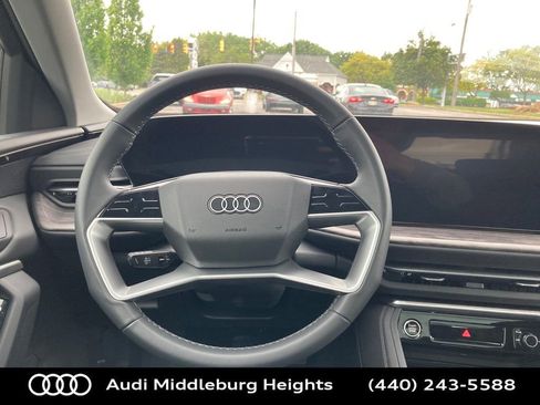Used 2025 Audi Q5 Premium Plus w/ Premium Plus image 35