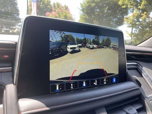 Used 2022 Chevrolet Tahoe RST w/ Luxury Package AWD/4WD image 35