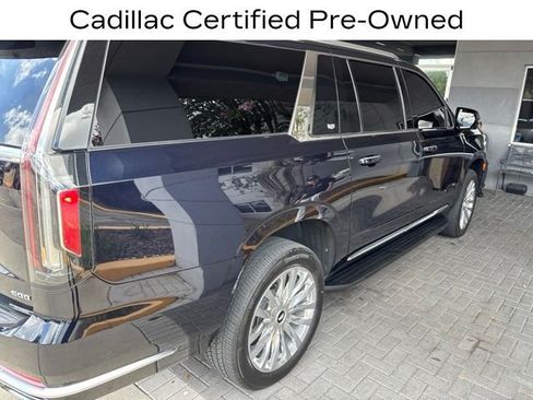 Used 2024 Cadillac Escalade ESV Premium Luxury RWD image 2