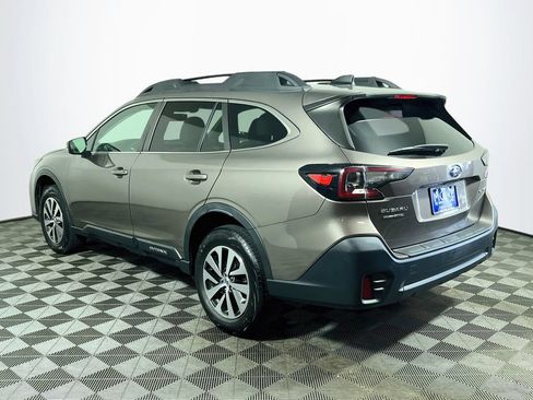 Used 2021 Subaru Outback Premium AWD/4WD image 5