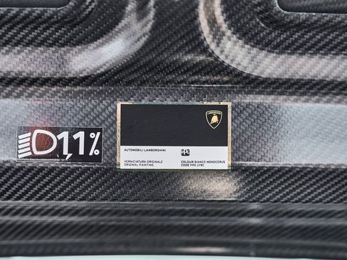 Used 2023 Lamborghini Huracan Tecnica RWD image 21