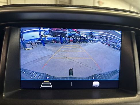 Certified 2022 Chevrolet Colorado LT w/ LT Convenience Package AWD/4WD image 17