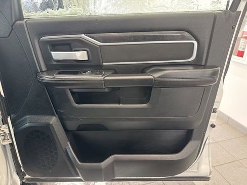 Used 2024 RAM 2500 Big Horn image 11