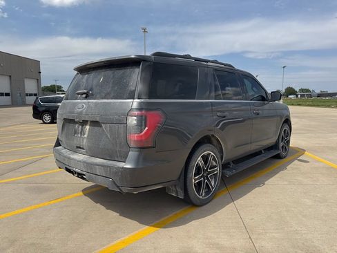 Used 2020 Ford Expedition Limited w/ Equipment Group 303A AWD/4WD image 4