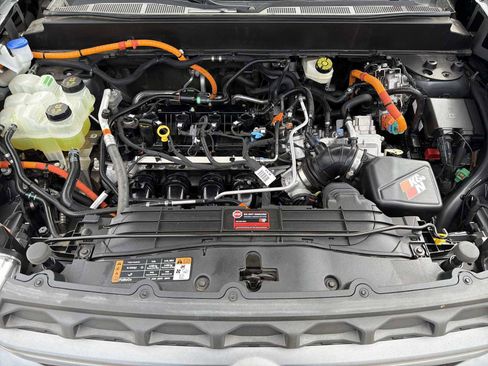 Used 2023 Ford Maverick XLT w/ XLT Luxury Package image 17