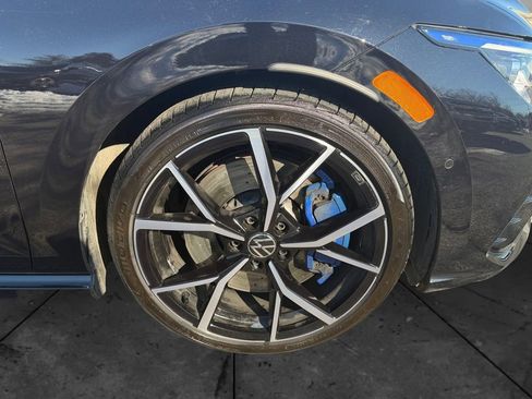 Used 2024 Volkswagen Golf R image 33