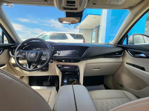 Used 2023 Buick Envision Avenir FWD image 23