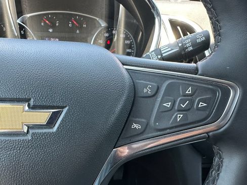 Used 2024 Chevrolet Equinox LT FWD image 25