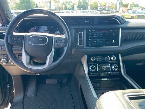 Used 2024 GMC Yukon Denali w/ Advanced Technology Package AWD/4WD image 14