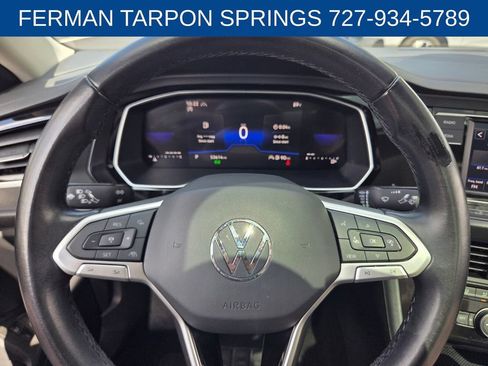Used 2024 Volkswagen Jetta SE FWD image 30