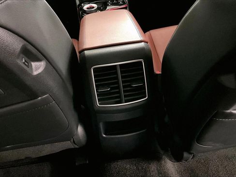 Used 2024 Kia Sportage SX Prestige image 10