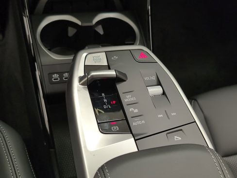 New 2025 BMW X1 xDrive28i w/ Convenience Package image 18