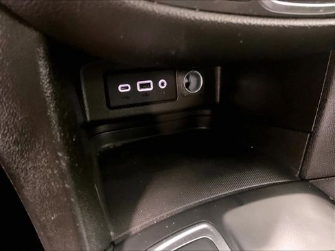 Used 2022 Chevrolet Equinox LT image 26