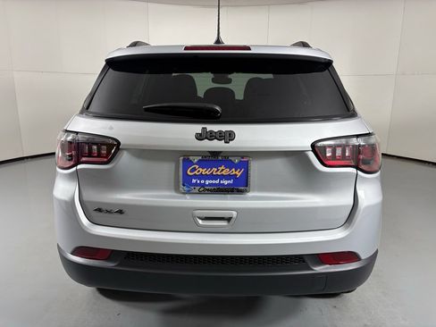 New 2026 Jeep Compass Latitude AWD/4WD image 7