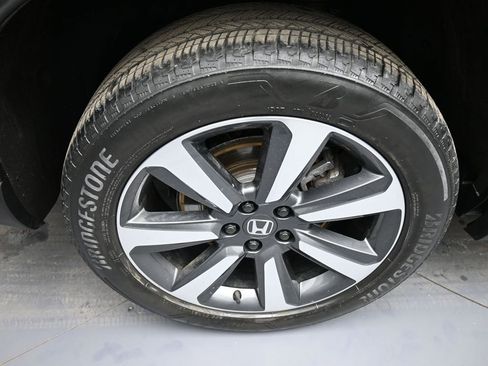 Certified 2023 Honda Pilot Touring image 12