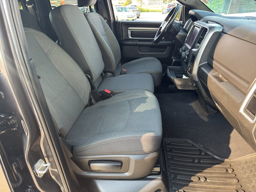 Used 2022 RAM 1500 Warlock w/ Electronics Group AWD/4WD image 16