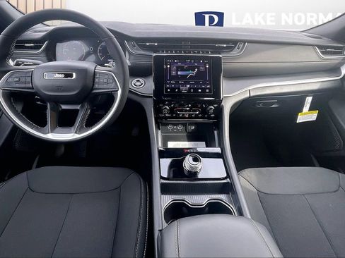 New 2025 Jeep Grand Cherokee L Laredo w/ Luxury Tech Group I image 10