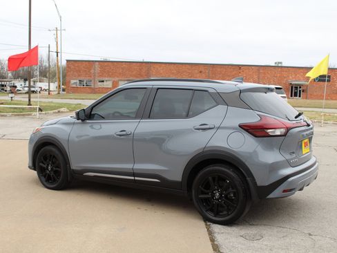 Used 2024 Nissan Kicks SR w/ SR Premium Package image 8