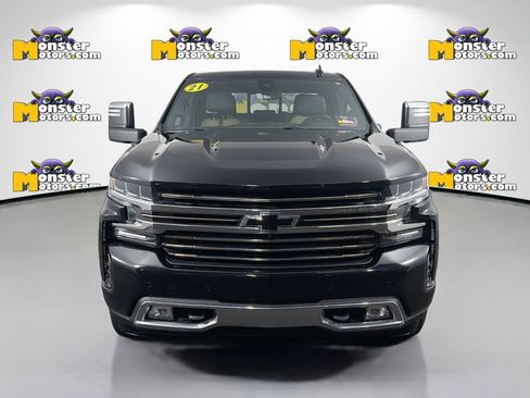 Used 2021 Chevrolet Silverado 1500 High Country w/ Technology Package image 2