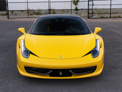 Used 2010 Ferrari 458 Italia Coupe RWD image 5