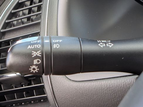 Used 2024 INFINITI QX80 Sensory w/ Cargo Package AWD/4WD image 31