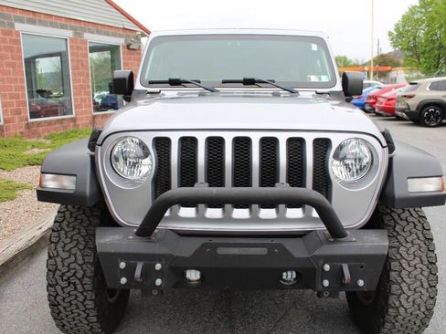 Used 2019 Jeep Wrangler Unlimited Sport AWD/4WD image 4