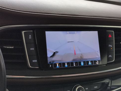 Used 2021 Buick Enclave Avenir w/ Avenir Technology Package image 31