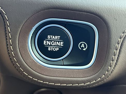 Used 2024 Mercedes-Benz GLE 53 AMG 4MATIC image 40