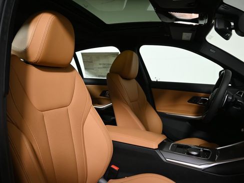 New 2026 BMW 330i xDrive Sedan w/ M Sport Package image 32