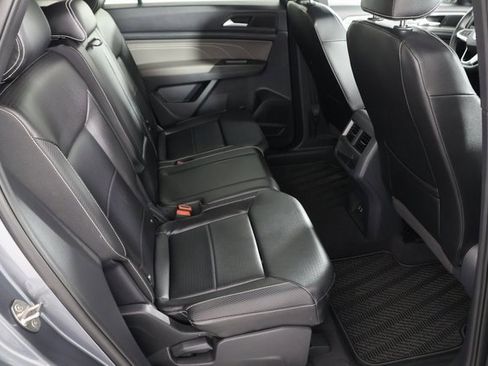 Used 2022 Volkswagen Atlas Cross Sport SE image 22