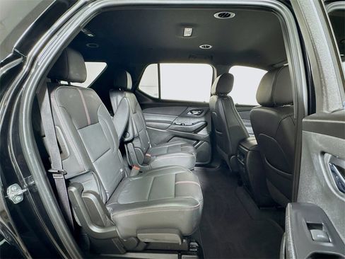 Used 2022 Chevrolet Traverse RS image 26