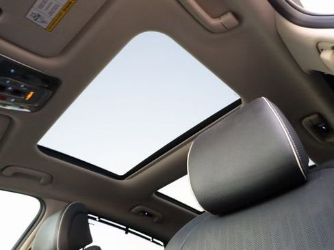 Used 2023 Genesis GV80 3.5T w/ Advanced Package image 30